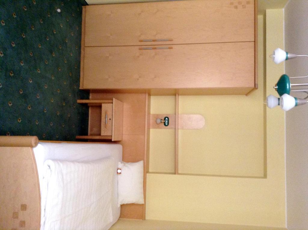 Hotel Garni Bad Schallerbach Oda fotoğraf
